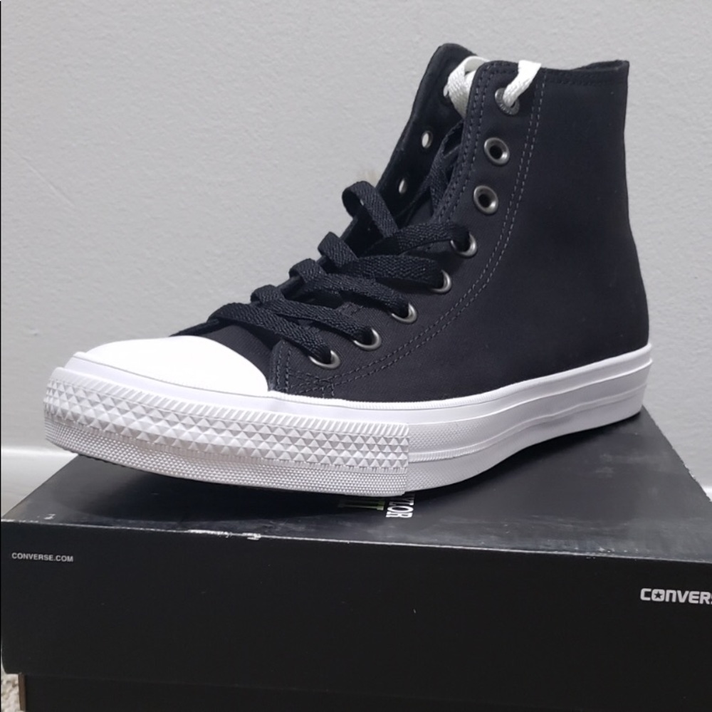 Men’s converse brand new